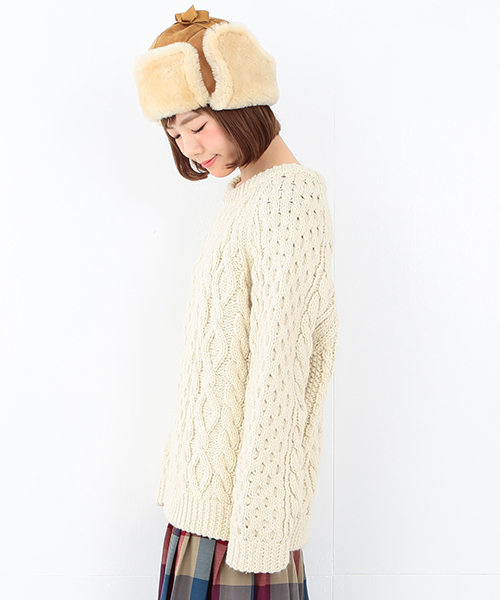 CAROLINA GLASER（カロリナ グレイサー）の「WEARISTA“maho”×CAROLINA GLASER / 手編みニット（ニット/セーター・レディース・クリーム・ONE SIZE）」の3枚目の写真