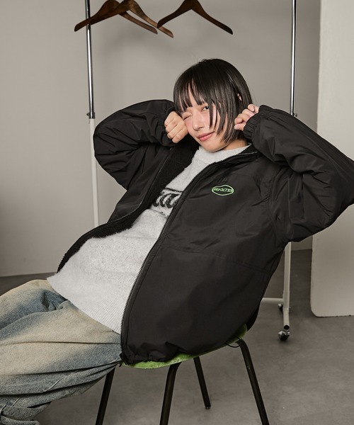 Snap club（スナップクラブ）の「【Snap club】 リバーシブルビッグスタンドボアジャケット（ブルゾン・レディース・ブラック/カーキ/ネイビー/オフホワイト/レッド・M/L）」の7枚目の写真