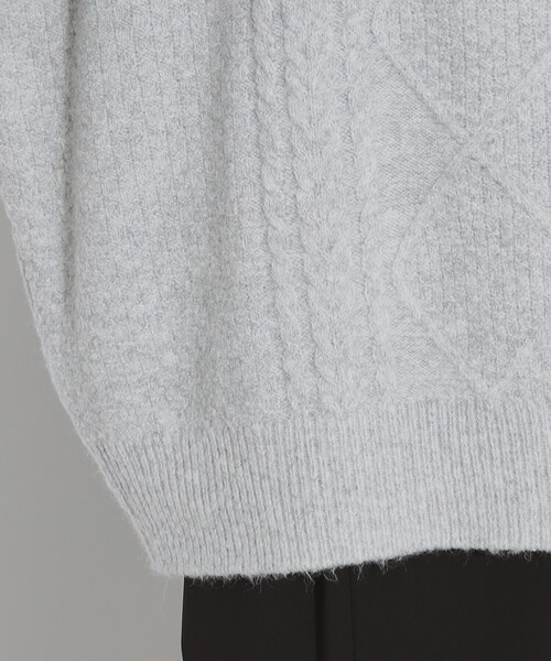 tk.TAKEO KIKUCHI（ティーケータケオキクチ）の「◆ビッグケーブルニットプルオーバー（ニット/セーター・メンズ・ライトグレー/ブラック/ダークグリーン・02/03）」の10枚目の写真