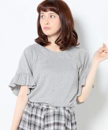 Another Edition | 袖フリルTシャツ（ライトグレー）2/AEBC ソデフリルSHORT T11Ⅱ◆(Tシャツ/カットソー)