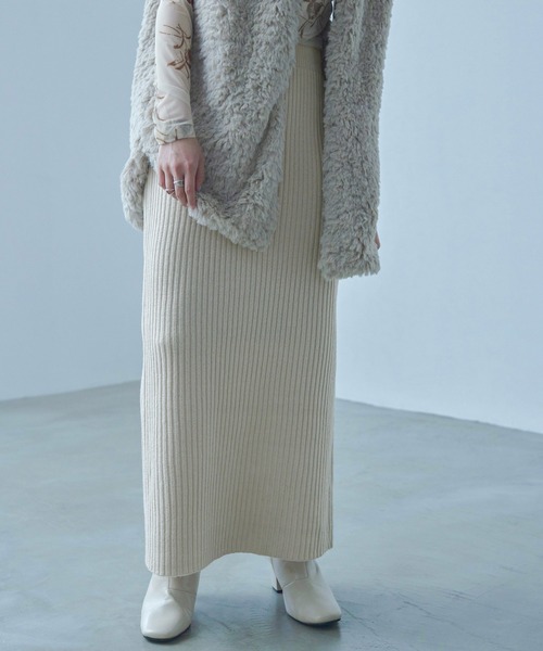 Fashion Letter(ファッションレター)の「ニットプリーツ ナローロングスカート(スカート・レディース・ブラック/ブルー/チャコール/ベージュ・M)」の7枚目の写真