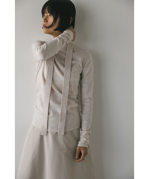STYLEMIXER(スタイルミキサー)の「タイデザインハイネックニット(ニット/セーター・レディース・アイボリー/ブラック/ライトブラウン・FREE)」の5枚目の写真