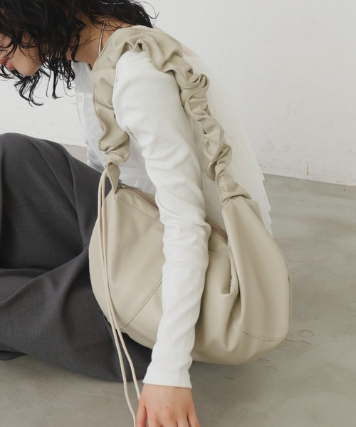 セール】2WAYギャザーハンドルラウンドショルダー/トートバッグ