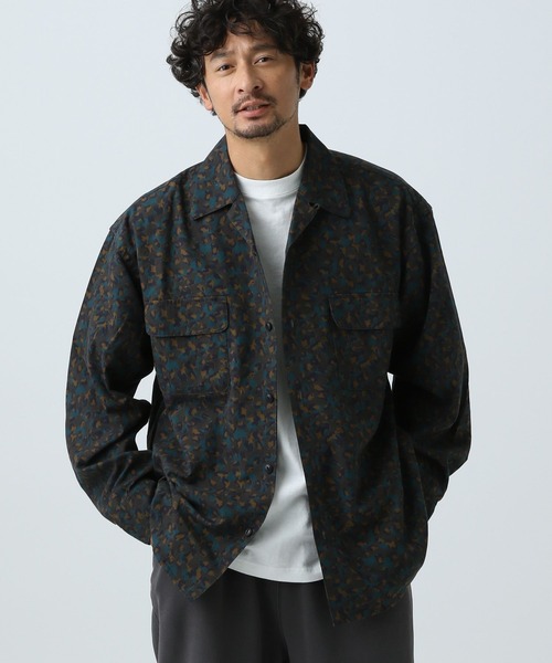 BAYFLOW(ベイフロー)の「アニマルプリントシャツ(シャツ/ブラウス・メンズ・カーキ/オフホワイト/グレー/ベージュ・MEDIUM/LARGE)」の4枚目の写真