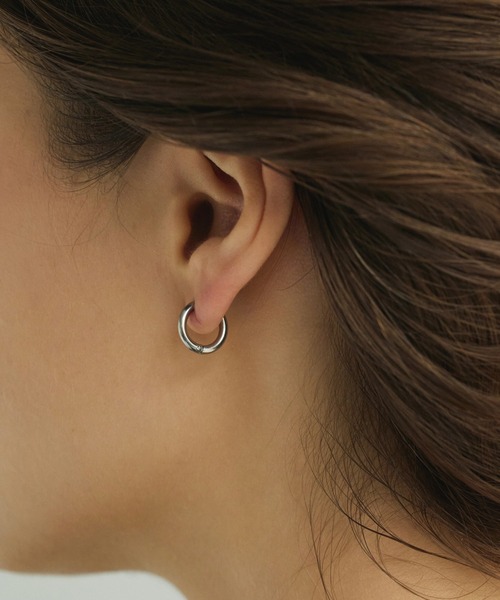 CENE(セネ)の「【CENE】セネ/ワンタッチループピアス12mm(ピアス(両耳用)・レディース・シルバー/ピンクゴールド/ゴールド・FREE)」の15枚目の写真