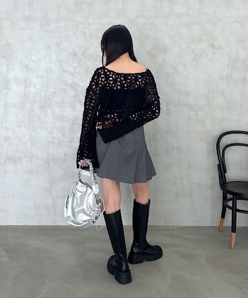 PAGEBOY(ページボーイ)の「3Dフラワーレース2WAYブラウス(シャツ/ブラウス・レディース・ブラック/オフホワイト・FREE)」の16枚目の写真