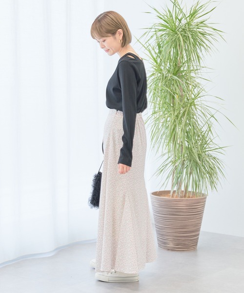 earth music&ecology（アースミュージックアンドエコロジー）の「レイヤード風リブプルオーバー（Tシャツ/カットソー・レディース・ピンクベージュ/ブラック/アイボリー/ブルー・M/S）」の22枚目の写真