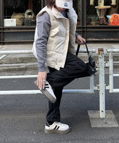 Silly（シリー）の「【レトロコーデに♪】ボリュームソールジャーマンスニーカー（スニーカー・レディース・ブラック/ホワイト・LARGE/SMALL/MEDIUM）」の9枚目の写真