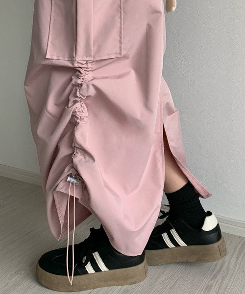 Silly（シリー）の「【レトロコーデに♪】ボリュームソールジャーマンスニーカー（スニーカー・レディース・ブラック/ホワイト・LARGE/SMALL/MEDIUM）」の19枚目の写真