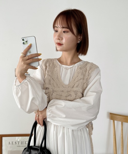 CLEA（クレア）の「コットンクロシェレースアップレイヤードベスト（ベスト・レディース・アイボリー/ホワイト・FREE）」の22枚目の写真