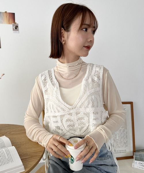 CLEA（クレア）の「コットンクロシェレースアップレイヤードベスト（ベスト・レディース・アイボリー/ホワイト・FREE）」の11枚目の写真