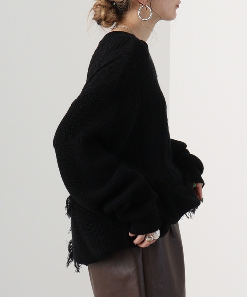 RE730(アールイーセブンサーティー)の「Wide fringe knit sweater / フリンジニットセーター(ニット/セーター・メンズ・アイボリー/ブラック/ターコイズブルー・M/L)」の9枚目の写真