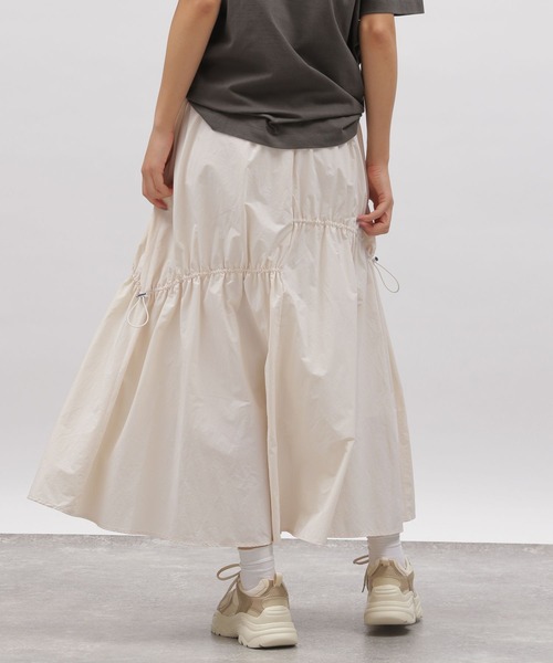 LAKOLE（ラコレ）の「ドロストティアードスカート / 109115（スカート・レディース・ブラック/シルバー/オフホワイト・SMALL/MEDIUM）」の11枚目の写真