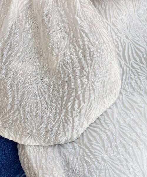 fredy emue（フレディエミュ）の「エンボスオーガンジートートバッグ（トートバッグ・レディース・ブラック/ラベンダー/オフホワイト・FREE）」の8枚目の写真