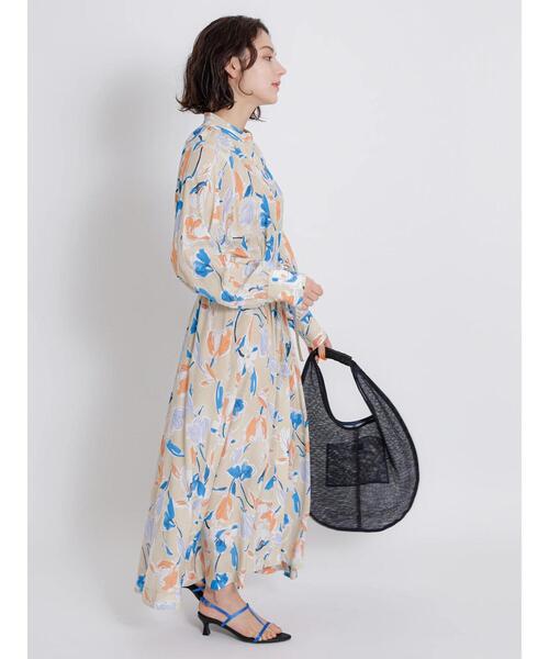 Te chichi CLASSIC(テチチクラシック)の「【ipeker】プリントハイネックワンピース(ワンピース・レディース・ベージュ/ブラック・F)」の8枚目の写真