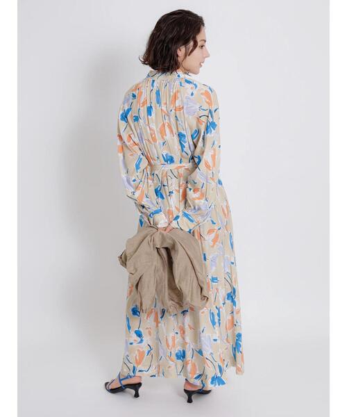 Te chichi CLASSIC(テチチクラシック)の「【ipeker】プリントハイネックワンピース(ワンピース・レディース・ベージュ/ブラック・F)」の9枚目の写真