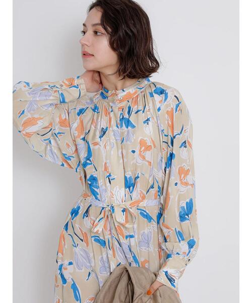 Te chichi CLASSIC(テチチクラシック)の「【ipeker】プリントハイネックワンピース(ワンピース・レディース・ベージュ/ブラック・F)」の15枚目の写真