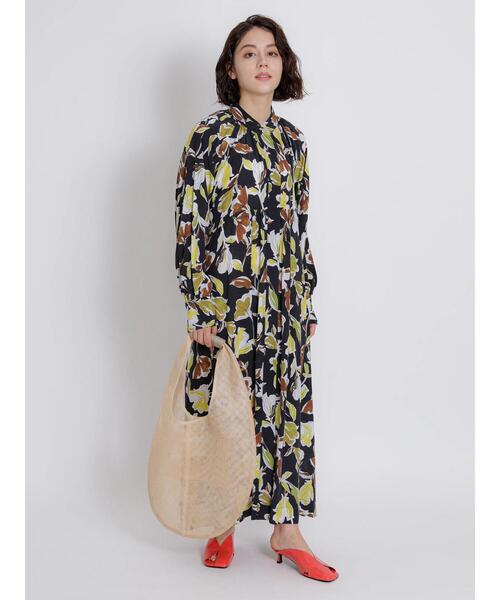 Te chichi CLASSIC(テチチクラシック)の「【ipeker】プリントハイネックワンピース(ワンピース・レディース・ベージュ/ブラック・F)」の18枚目の写真