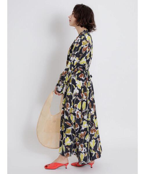 Te chichi CLASSIC(テチチクラシック)の「【ipeker】プリントハイネックワンピース(ワンピース・レディース・ベージュ/ブラック・F)」の21枚目の写真