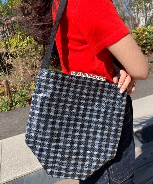 THEATRE PRODUCTS（シアタープロダクツ）の「スフレヤーンワンショルダーバッグ（ショルダーバッグ・レディース・ブラック/レッド・FREE）」の9枚目の写真