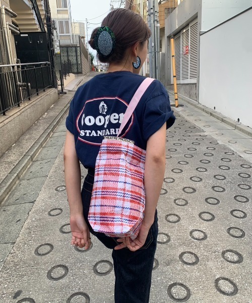 THEATRE PRODUCTS（シアタープロダクツ）の「スフレヤーンワンショルダーバッグ（ショルダーバッグ・レディース・ブラック/レッド・FREE）」の19枚目の写真