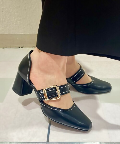ESPERANZA(エスペランサ)の「セパレートバックルパンプス 24SS(パンプス・レディース・アイボリー/ブラック/ブルー系2・22.5cm/23.0cm/23.5cm/24.0cm/24.5cm)」の6枚目の写真