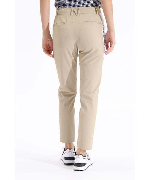 New Balance Golf(ニューバランスゴルフ)の「接触冷感 テーパード ロングパンツ (WOMENS SPORT)(その他パンツ・レディース・ブラック/ベージュ/ホワイト・SMALL/MEDIUM/LARGE)」の12枚目の写真