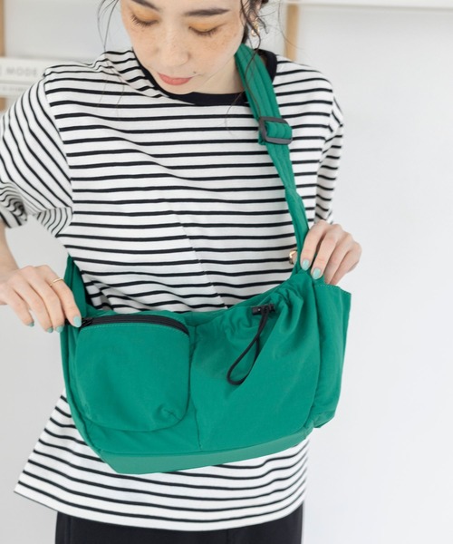 studio CLIP(スタディオクリップ)の「からだ喜ぶポケットショルダー(ショルダーバッグ・レディース・ブラック/オフホワイト/グリーン/ピンク/ブルー・FREE)」の13枚目の写真