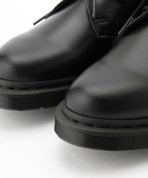 Dr. Martens(ドクターマーチン)の「Dr.Martens / 3アイレット シューズ(ドレスシューズ・メンズ・ブラック・7inch/6inch/9inch/8inch)」の5枚目の写真