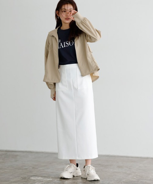 Pierrot（ピエロ）の「UVカットバックフリルパーカー（パーカー