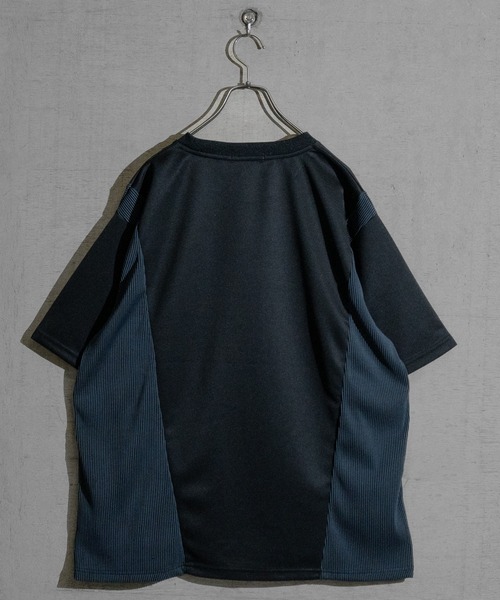JOHN'S CLOSET(ジョンズクローゼット)の「【13】プリーツ切替 BIGTシャツ(Tシャツ/カットソー・メンズ・ブラック/オフホワイト/グレー・MEDIUM/LARGE)」の10枚目の写真