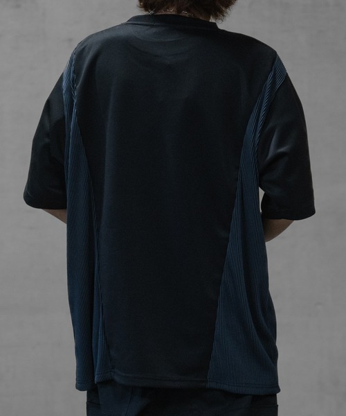 JOHN'S CLOSET(ジョンズクローゼット)の「【13】プリーツ切替 BIGTシャツ(Tシャツ/カットソー・メンズ・ブラック/オフホワイト/グレー・MEDIUM/LARGE)」の21枚目の写真