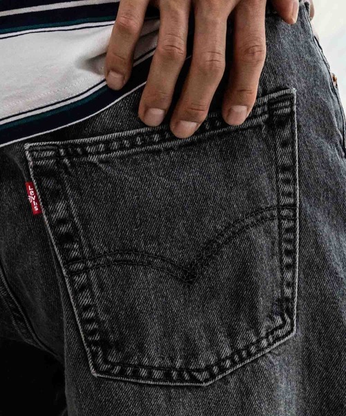 Levi's(リーバイス)の「Levi's(R) 565 LOOSE STRAIGHT(デニムパンツ・メンズ・ダークグレー/インディゴブルー/ライトインディゴブルー/ブラック/ブルー系その他・36inch/34inch/33inch/32inch/31inch/30inch/29inch/28inch)」の20枚目の写真