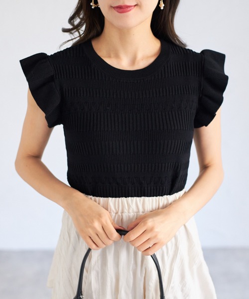 tocco closet(トッコ クローゼット)の「【ZOZO限定】フリルスリーブ透かし編みトップス(Tシャツ/カットソー・レディース・ブラック/オフホワイト・M)」の15枚目の写真