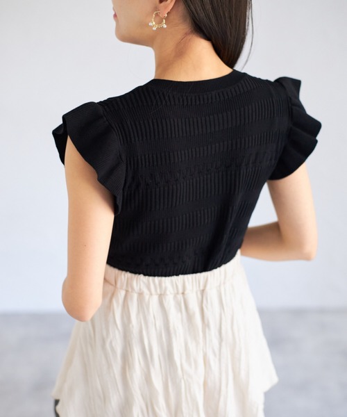 tocco closet(トッコ クローゼット)の「【ZOZO限定】フリルスリーブ透かし編みトップス(Tシャツ/カットソー・レディース・ブラック/オフホワイト・M)」の19枚目の写真