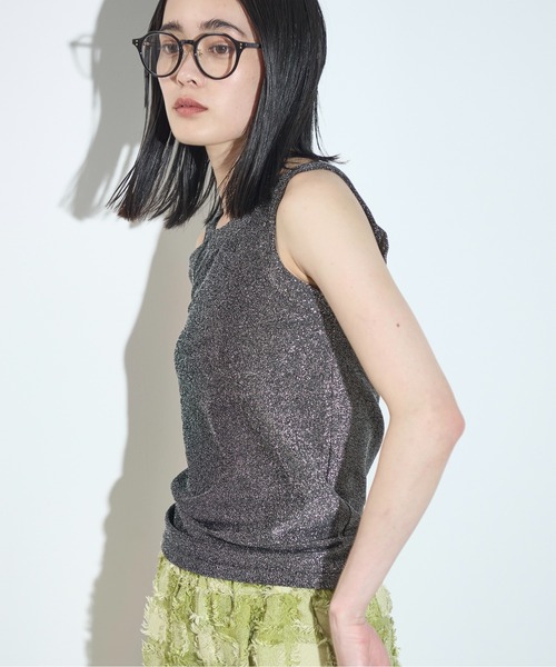 THE YOn（ザヨン）の「2WAYグリッターアシンメトリーアメスリタンク（タンクトップ・レディース・ブラック/アイボリー/レモンイエロー/ブラウン・FREE）」の13枚目の写真