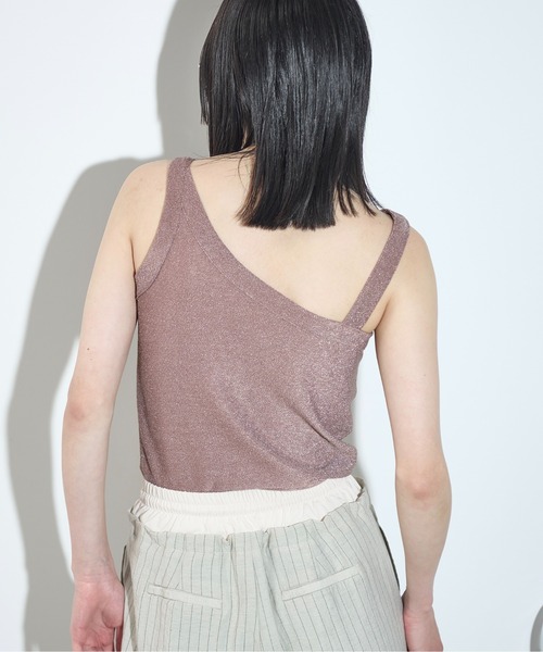 THE YOn（ザヨン）の「2WAYグリッターアシンメトリーアメスリタンク（タンクトップ・レディース・ブラック/アイボリー/レモンイエロー/ブラウン・FREE）」の20枚目の写真