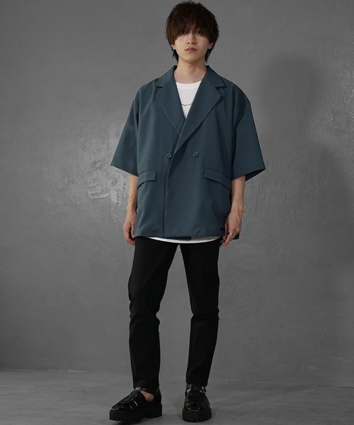 MinoriTY（マイノリティ）の「【MinoriTY】さら艶5分袖テーラードジャケット メンズ ジャケット ビッグシルエット オーバーサイズ 半袖 5分袖 ライトアウター 無地 韓国 ファッション ブラック ベージュ グレー ブルー 秋服 夏服（テーラードジャケット・メンズ・グレー/ブラック/ブルー/ベージュ・S/M/L）」の8枚目の写真