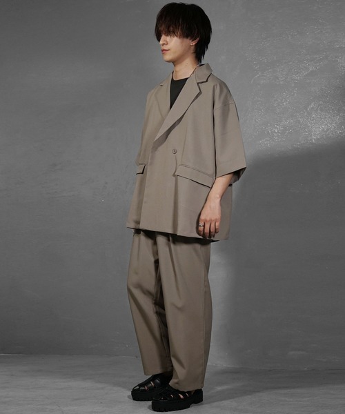 MinoriTY（マイノリティ）の「【MinoriTY】さら艶5分袖テーラードジャケット メンズ ジャケット ビッグシルエット オーバーサイズ 半袖 5分袖 ライトアウター 無地 韓国 ファッション ブラック ベージュ グレー ブルー 秋服 夏服（テーラードジャケット・メンズ・グレー/ブラック/ブルー/ベージュ・S/M/L）」の18枚目の写真