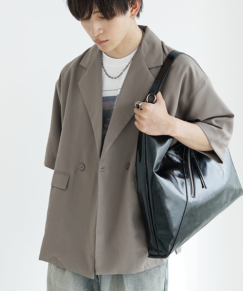 MinoriTY（マイノリティ）の「【MinoriTY】さら艶5分袖テーラードジャケット メンズ ジャケット ビッグシルエット オーバーサイズ 半袖 5分袖 ライトアウター 無地 韓国 ファッション ブラック ベージュ グレー ブルー 秋服 夏服（テーラードジャケット・メンズ・グレー/ブラック/ブルー/ベージュ・S/M/L）」の21枚目の写真