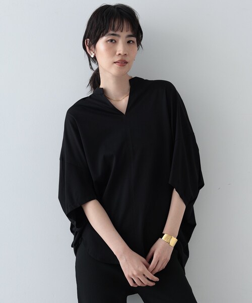 GALLEST(ギャレスト)の「◆ギャザーポンチョトップス(Tシャツ/カットソー・レディース・ホワイト/ブラック/スモーキーグリーン系/ブラウン系その他/ブルーグリーン・38)」の2枚目の写真