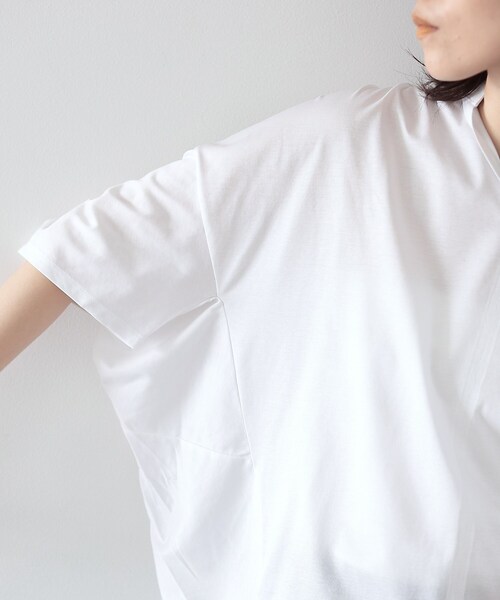 GALLEST(ギャレスト)の「◆ギャザーポンチョトップス(Tシャツ/カットソー・レディース・ホワイト/ブラック/スモーキーグリーン系/ブラウン系その他/ブルーグリーン・38)」の10枚目の写真