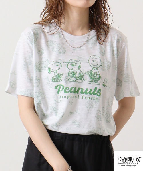 PEANUTS（ピーナッツ）の「PEANUTSスラブ天竺パイナップル柄Tシャツ　半袖（Tシャツ/カットソー・メンズ・ホワイト×イエロー/ホワイト×ネイビー/ホワイト×グリーン・LL/M/L）」の9枚目の写真