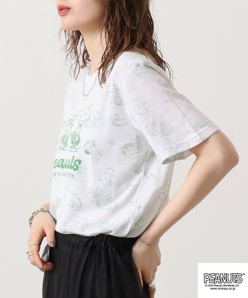 PEANUTS（ピーナッツ）の「PEANUTSスラブ天竺パイナップル柄Tシャツ　半袖（Tシャツ/カットソー・メンズ・ホワイト×イエロー/ホワイト×ネイビー/ホワイト×グリーン・LL/M/L）」の10枚目の写真