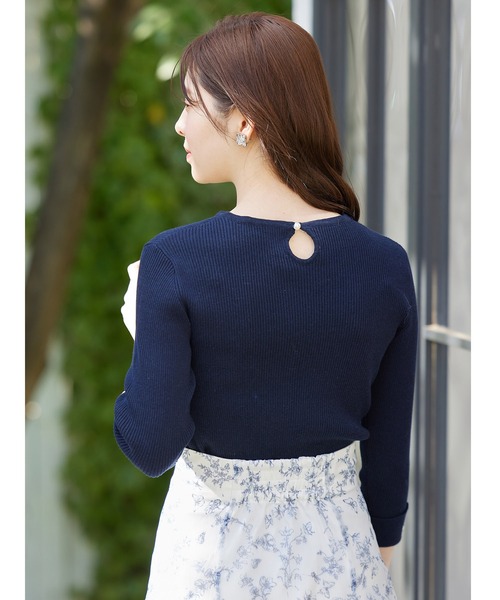 tocco closet(トッコ クローゼット)の「2WAYレース襟付き袖口パール装飾リブニットプルオーバー(ニット/セーター・レディース・オフホワイト/ブラック/ネイビー・M)」の22枚目の写真