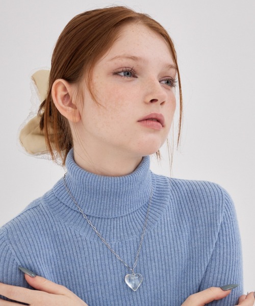 ANU（アヌ）の「clear heart necklace - クリアハートネックレス（ネックレス・レディース・クリア/ブルー・FREE）」の13枚目の写真