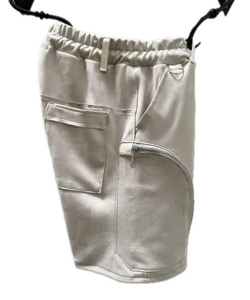 FranCisT_MOR.K.S.（フランシストモークス）の「FranCisT_MOR.K.S./フランシスト モークス/HI-TENSION FAKE SUEDE DEVICE CARGO SHORTS（その他パンツ・メンズ・オフホワイト/ブラック・2/3/4）」の4枚目の写真