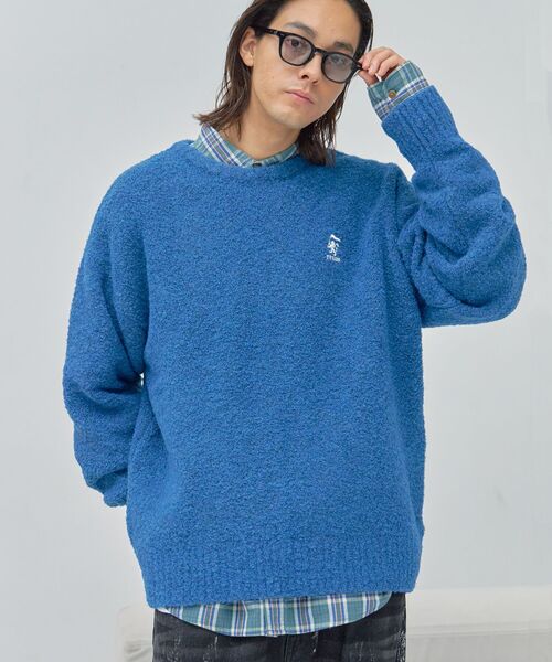 FFEIN（フェイン）の「【FFEIN(フェイン)】ワンポイント刺繍ブークレプルオーバーニット / クルーネック ワイドシルエット 刺繍（ニット/セーター・メンズ・ブルー/マスタード/ブラウン/ネイビー/ホワイト系その他2・SMALL/MEDIUM/LARGE）」の19枚目の写真