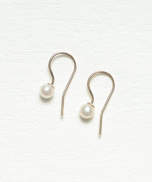 K10 ストロベリークォーツ 三角スタッドピアス　ノワールドプーペ K10 ストロベリークォーツ 三角スタッドピアス ノワールドプーペ