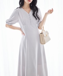 【ZOZO限定】Vネックフロントボタンワンピース